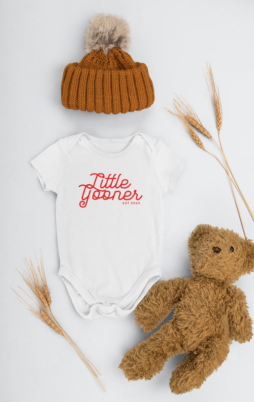 Arsenal Organic 100% Cotton Little Gooner Est. 2025 Baby Bodysuit Perfect Gift for Dad New and Expecting Parents Newborn Baby Shower Present